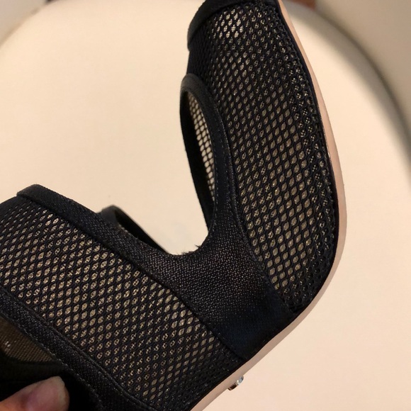 Christian Dior Heels Size 37.5 - Picture 8 of 8